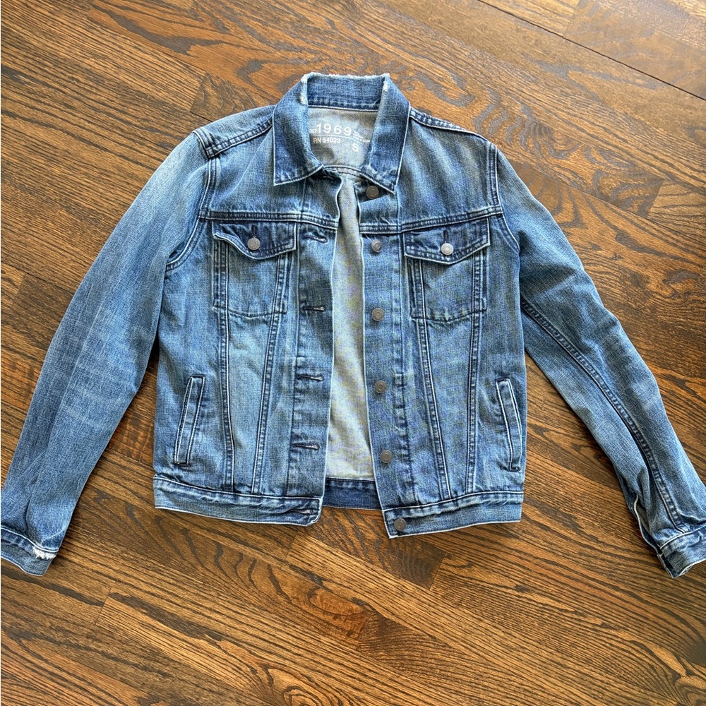 Gap Like New Size Small Icon Denim Jacket